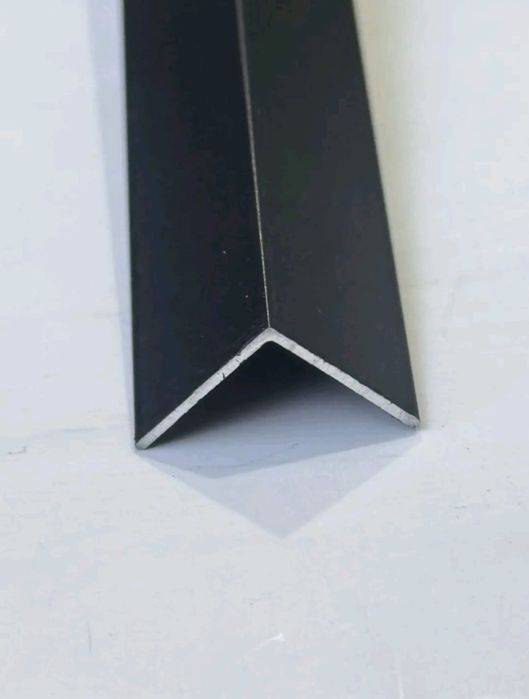 Алюминиевые угалок для стена