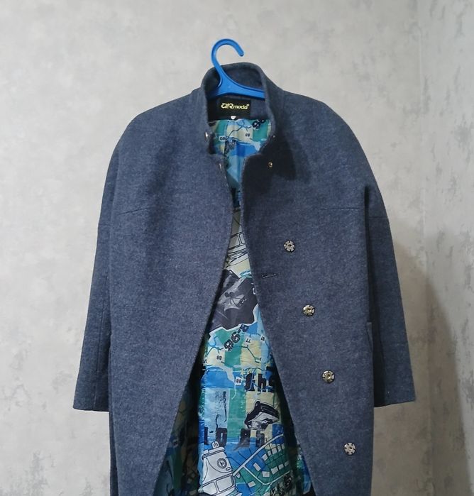 Пальто демисезонное