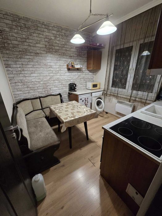 Дустаен апартамент в Тракия