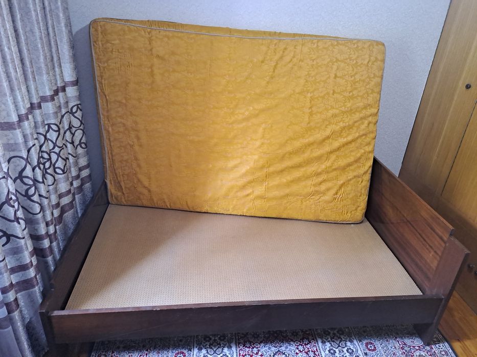 Продаю Кровать Импортную