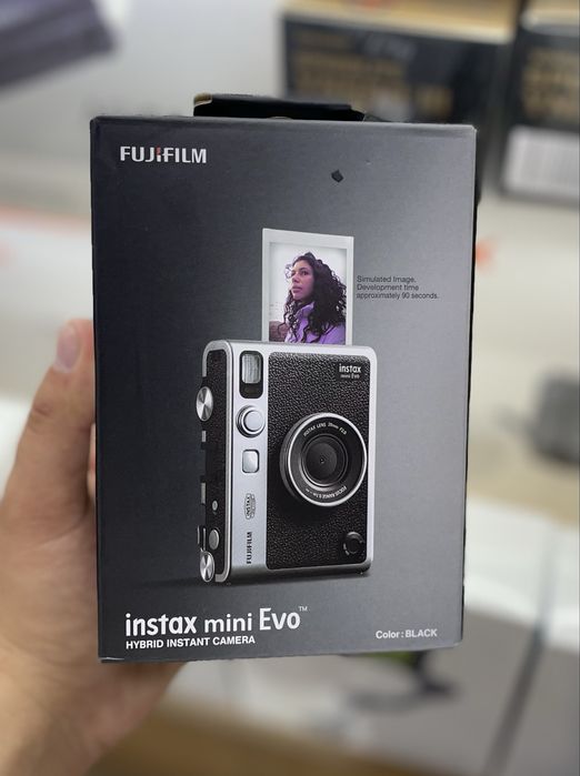 Instax mini evo.