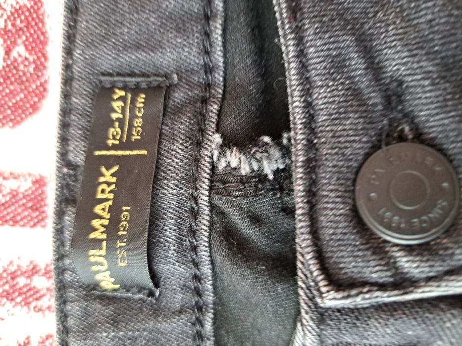 Продам джинсы для девочки