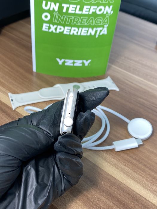 Apple Watch Seria SE 3 / Gold | Cod produs: K7TW / PL2R