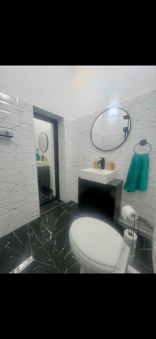 Apartament / casa caramida in zona centrala din Galati, toate utilitatile, tabla nou, renovat, pod mansardabil inalt
