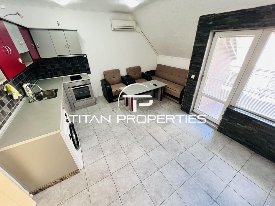 Дава се под наем Двустаен апартамент в Бургас, Лазур - 71 кв.м за 408 € - Снимка #1