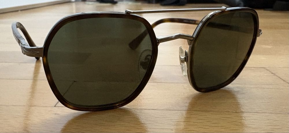 Слънчеви очила Persol, нови, 2 г гаранция