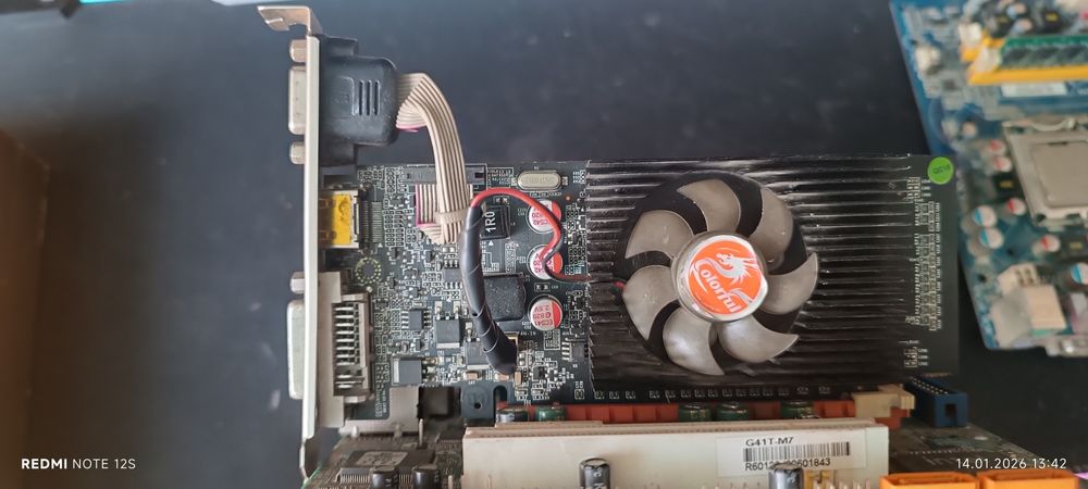 Продам две материнских платы