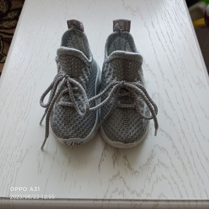 Продам детские макасики.