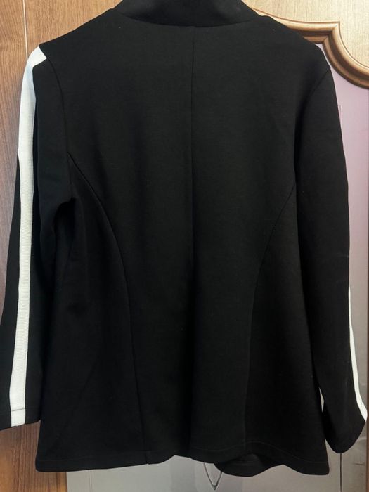 Брючный женский костюм