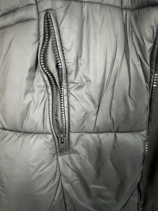 Дамски Черен елек Zara и яке с естествен пух