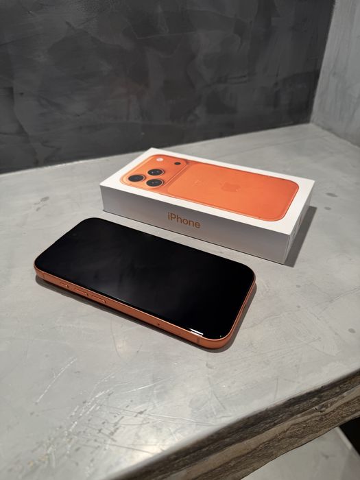 КАТО НОВ Iphone 17 Pro Orange 256 GB, 100% battery