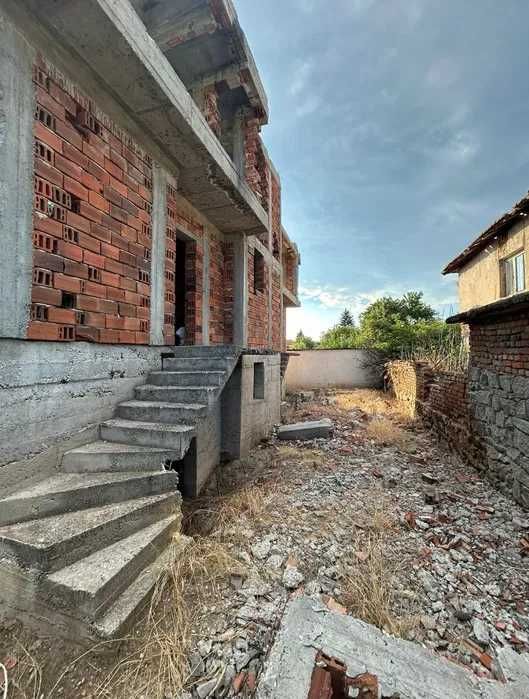 Продава се Къща в София, Център - 236 кв.м за 108 €/кв.м - Снимка #1