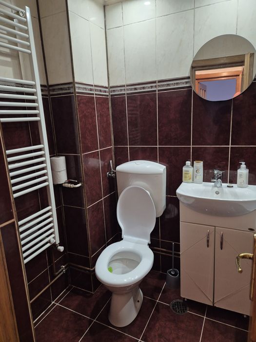 Regim hotelier închiriez