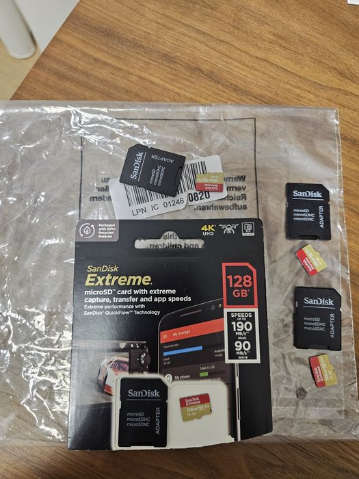 SanDisk Extreme microSDXC 128GB sped up to 190MB/s
4 bucăți disponibile 
100 lei bucata
