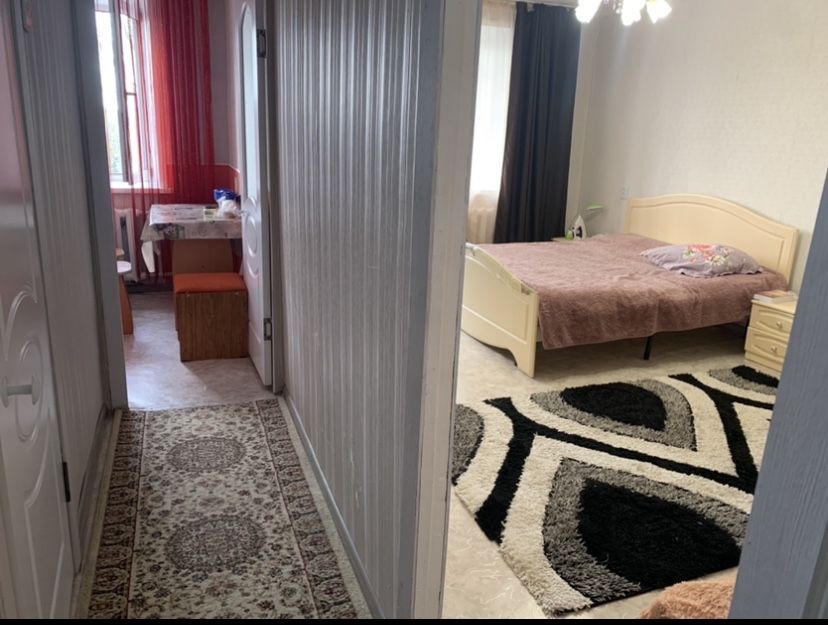 Сдам 1-комн кв на  длительный срок,в центре чистая, теплая