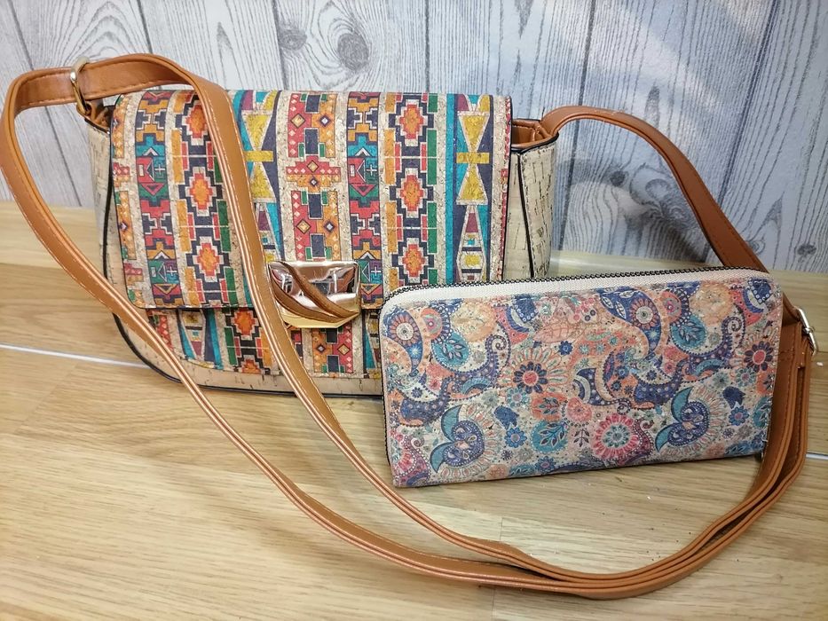 Комплект чантичка и портмоне тип корк