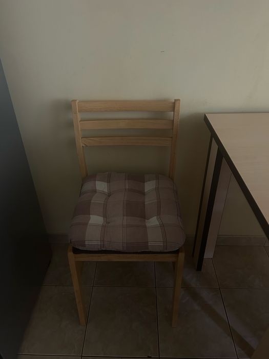 Masă de bucătărie