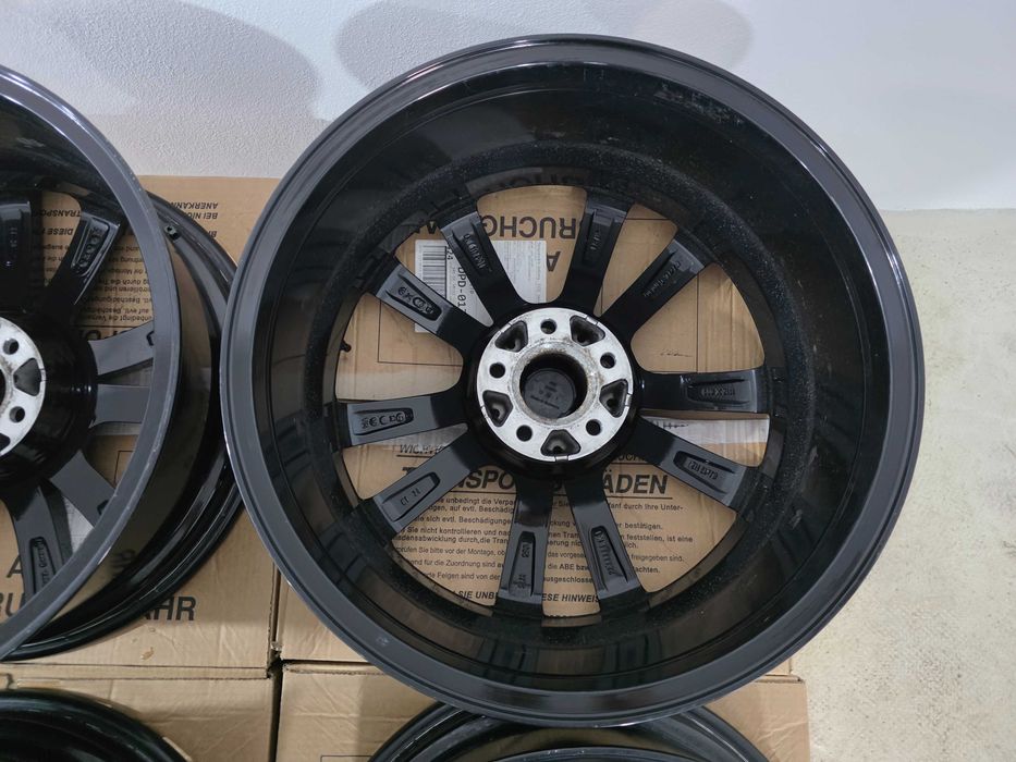 Jante 19 Mercedes GLC GLB EQA EQB E Class C Class Audi Q3 A5 A6 Q5 5x112 66.6 8J et28