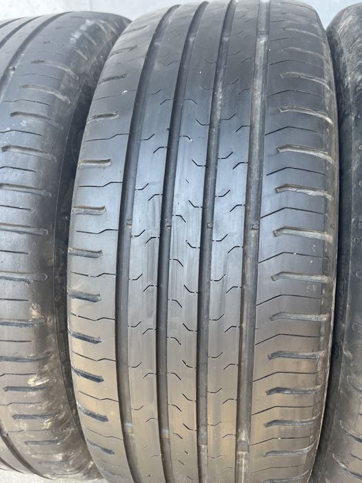 4 бр. летни гуми 205/55/17 Continental 5 mm DOT 1215