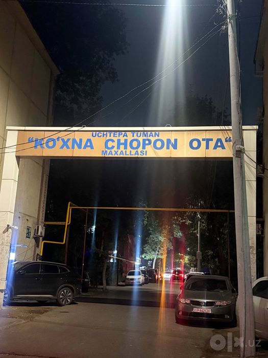 Chilonzor 13 kv Navastroyka 1^2 /1/7  uy Sotiladi