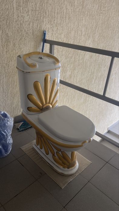 Продам унитаз б/у