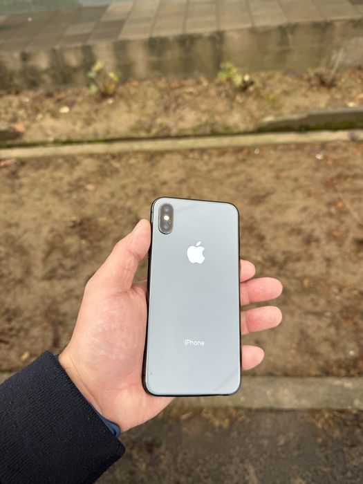 Iphone x ayfon x 64gb LL/A sotiladi tel ideal aybi yo face ishlidi