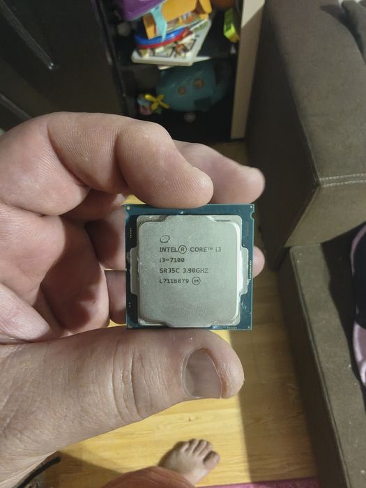 Procesor i3 7100 3 ghz funcționează perfect
