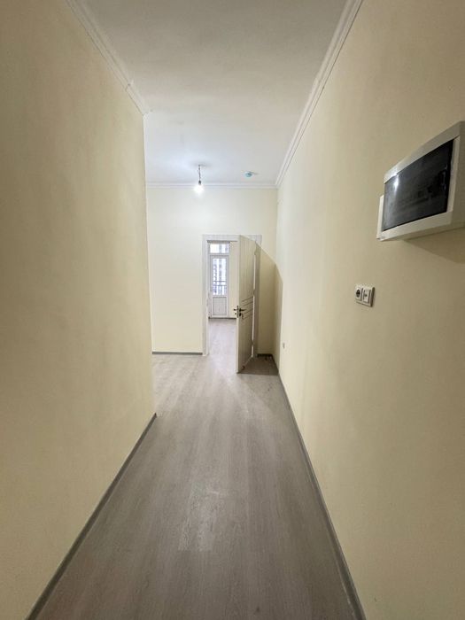 Qorasuv Motridda 3хонали 56кв квартира сотилади