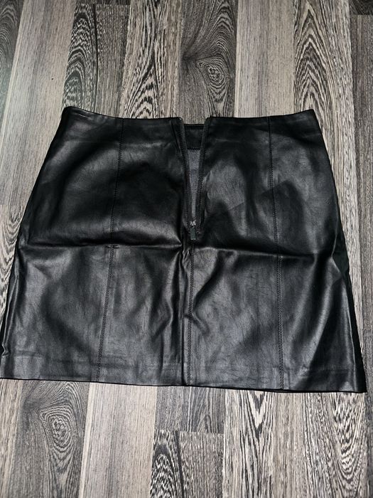 Кожени поли H&M и OASIS 40р-р