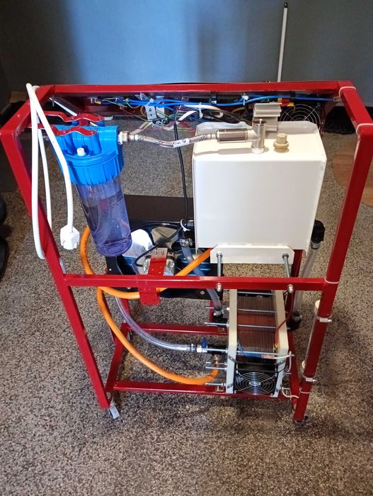 Апарат за водородно почистване на двигател