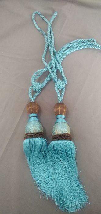 Продам кисти для штор, пара