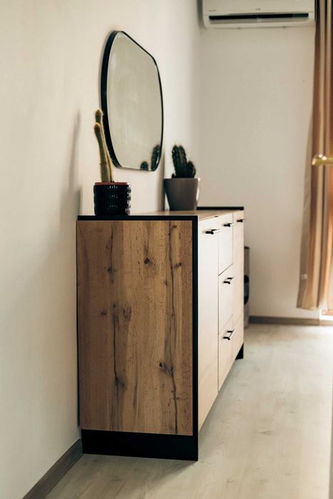 Дава се под наем Двустаен апартамент в София, Център - 70 кв.м за 494.7 € - Снимка #2