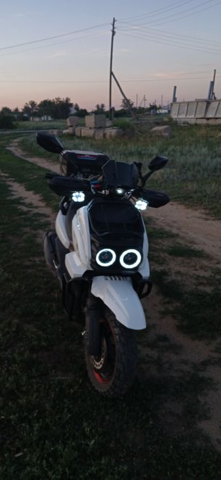 Скутер TANK 150cc