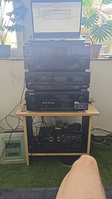 Vând ce se vede în poza