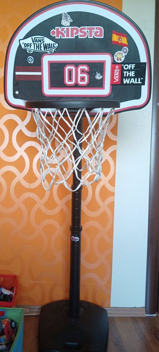 Детски Баскетболен кош на стойка