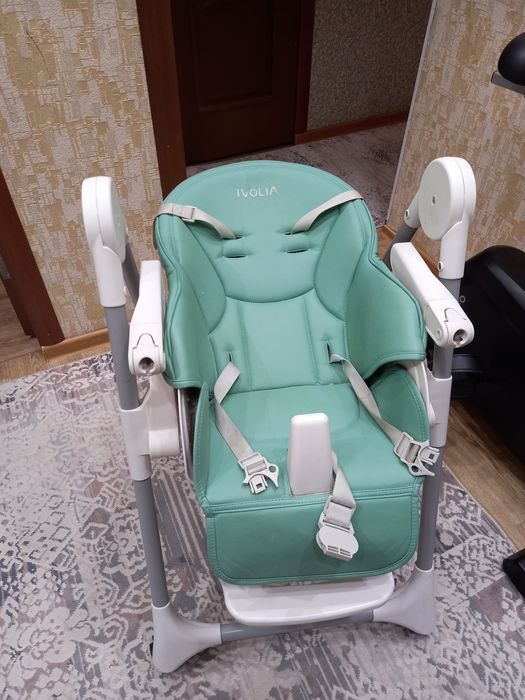 Детский стульчик шезлонг