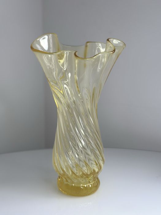 Вазы винтаж стекло посуда ретро