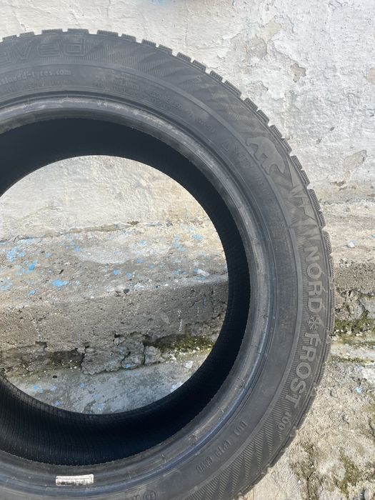 Продам зимние шины