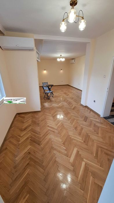 Дава се под наем Офис в Пловдив, Център - 110 кв.м за 598.23 € - Снимка #2