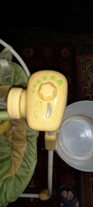 Шезлонги продам срочно