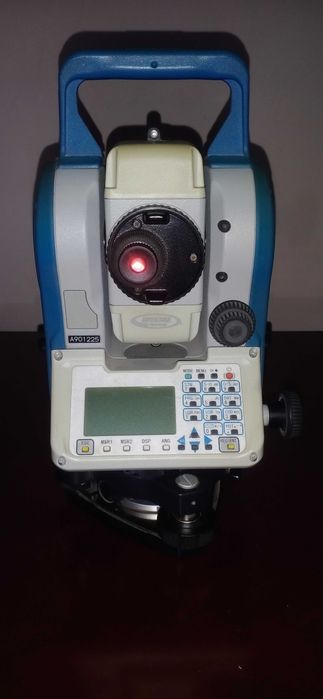 электронный тахеометры