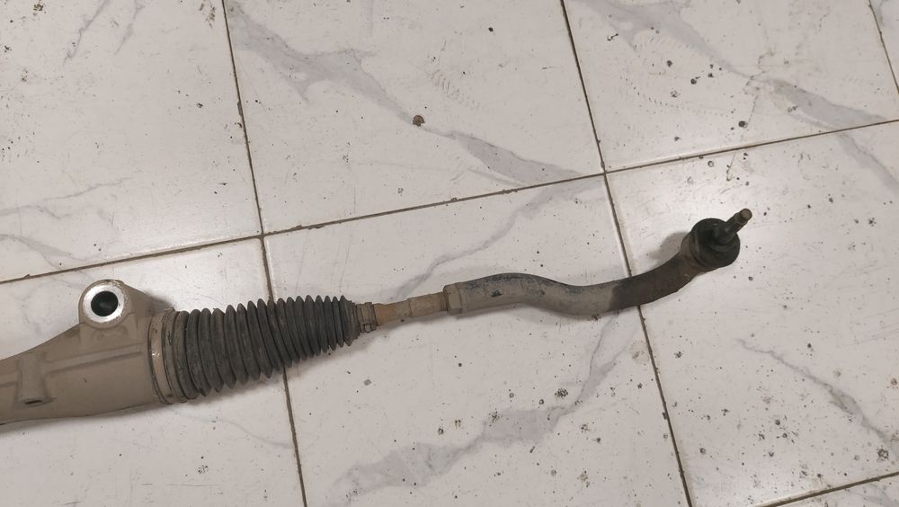 Рулевая рейка Toyota Alphard