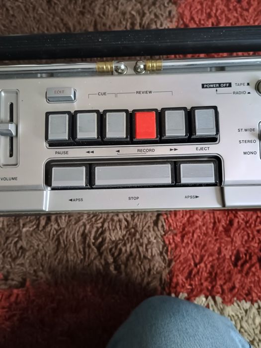 Casetofon boombox Sharp GF 9090 servisat complet, impecabil