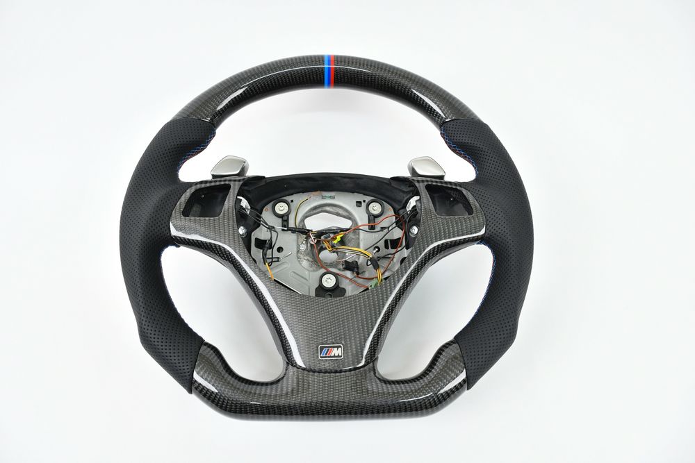 НОВИ! По поръчка за всеки модел БМВ. Карбонов волан
