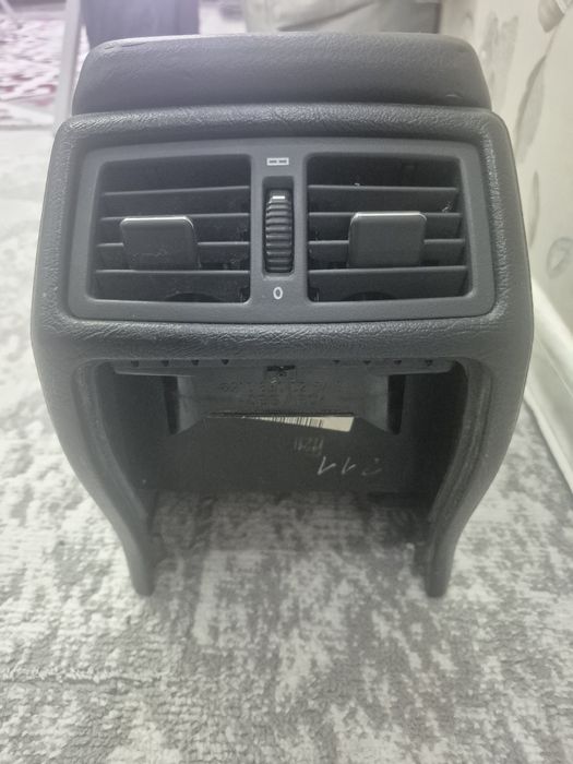 Подлокотник Мерседес W210