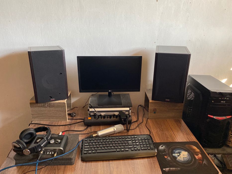 Жақсы жағдайда дайын дыбыс студясы