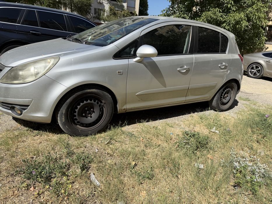 Opel corsa 1.4 2008