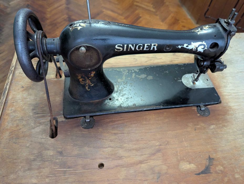 Шевна машина Singer 16K55, ръчна, крачна, запазена