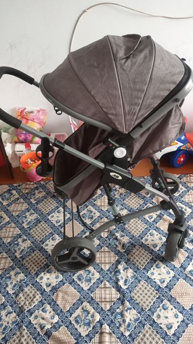 Детская коляска .