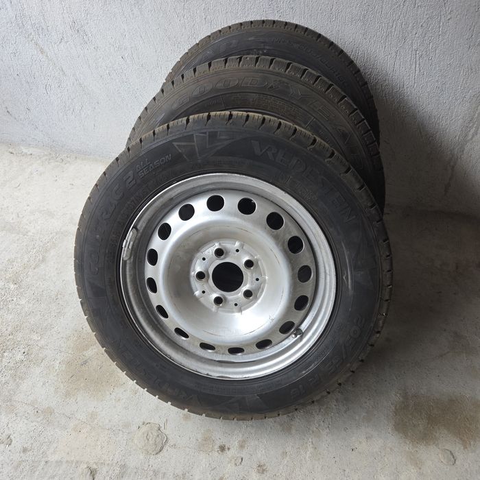 Зимни гуми 4 бр. за бус  с джанти